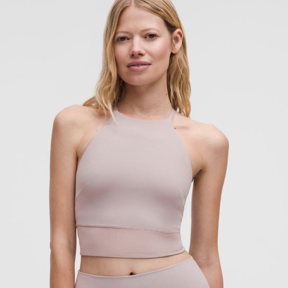 Lululemon - Nulu High Neck Mesh Hem Tank